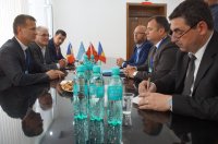 Примар Комрата провел встречу с делегацией из Румынии, принявшей участие в IV Всемирном Конгрессе гагаузов(фоторепортаж)