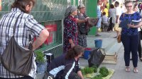 Рейд по уличной торговле в Комрате (фоторепортаж)
