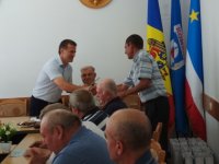 Ветераны гагаузского движения получили почетные грамоты от примэрии м.Комрат.