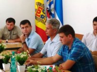 Внеочередное заседание муниципального совета Комрата (фоторепортаж)