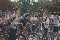 В четвертом региональном веломарафоне в Комрате приняли участие около 100 велосипедистов (фоторепортаж)