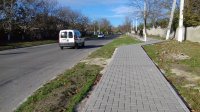 Завершается укладка тротуара на улице Шевченко (фоторепортаж)