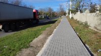 Завершается укладка тротуара на улице Шевченко (фоторепортаж)